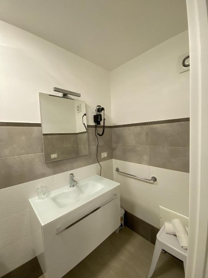 Viola Apartment Порто Чезарео Екстериор снимка
