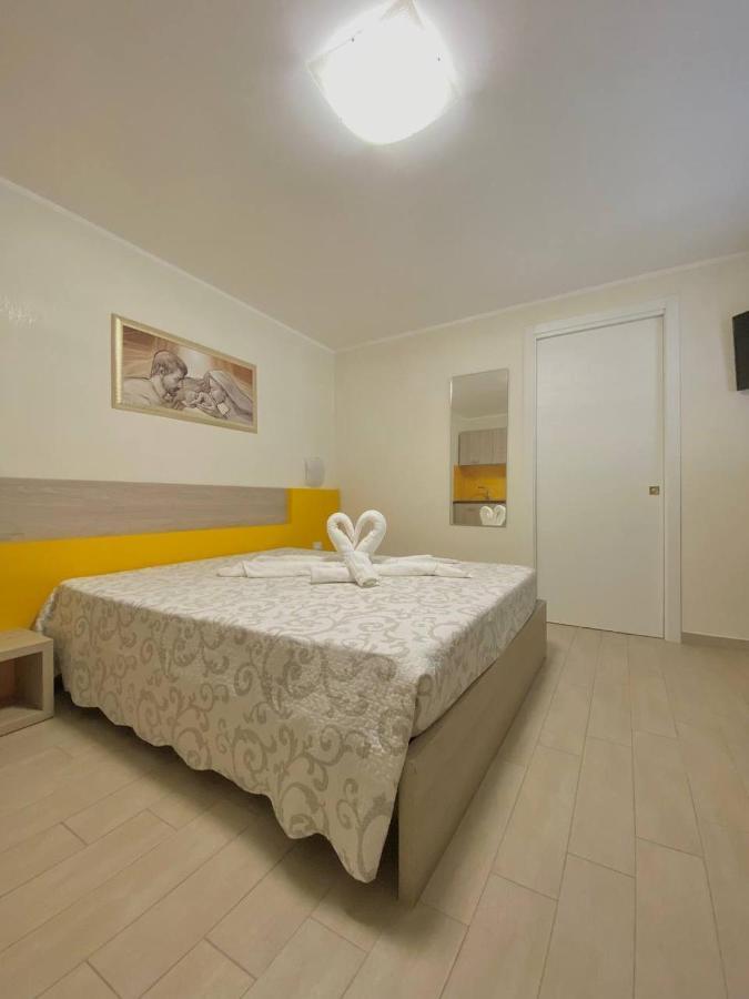 Viola Apartment Порто Чезарео Екстериор снимка